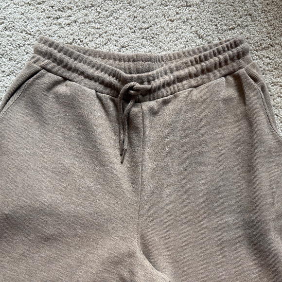 Zara Pants - Picture 2 of 5